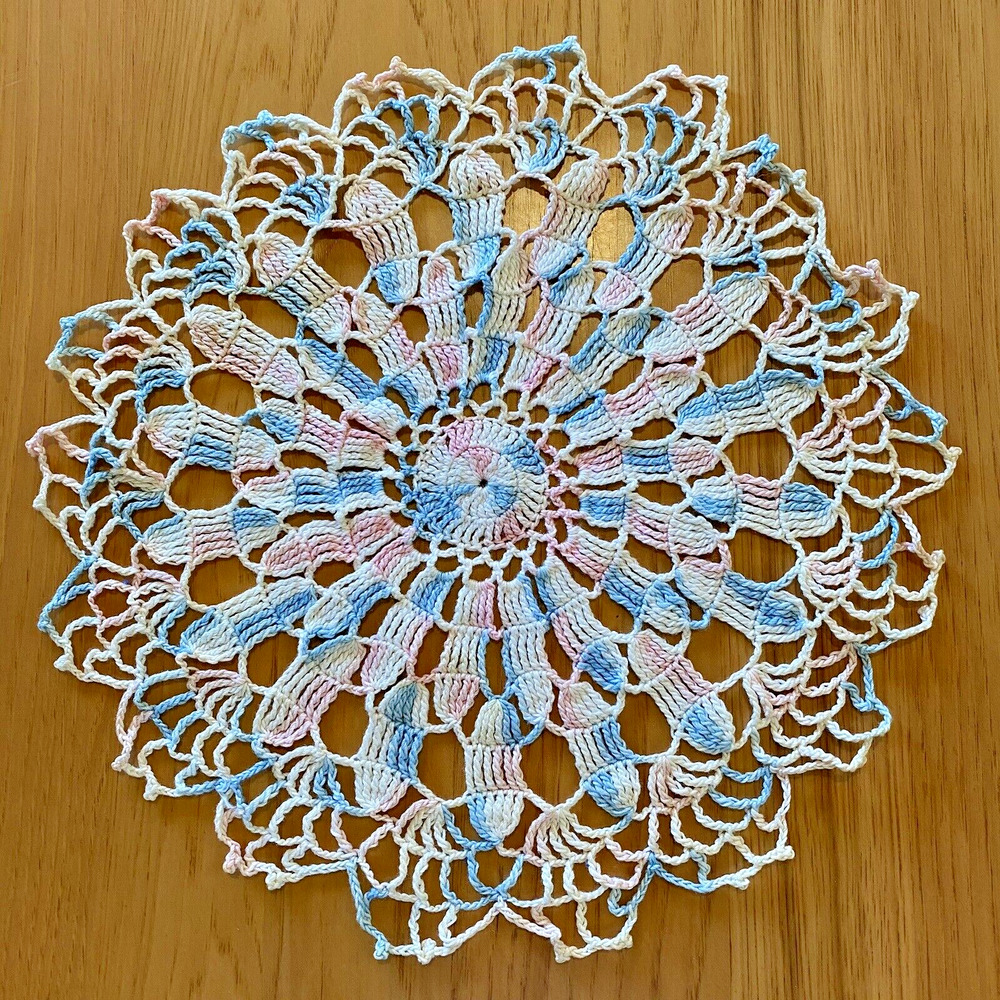 Vintage Hand Crocheted Doilies Doily Pastel Pink Blue White Delicate Lot of 7 - Picture 6 of 15